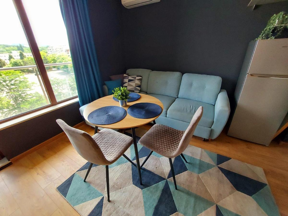 Grey Apartment Варна Экстерьер фото